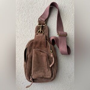 Free People Hudson Sling Bag- chocolate brown🔥